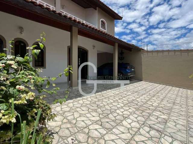 Casa com 4 dormitórios à venda, 201 m² por R$ 780.000,00 - Parque D'Aville Residencial - Peruíbe/SP