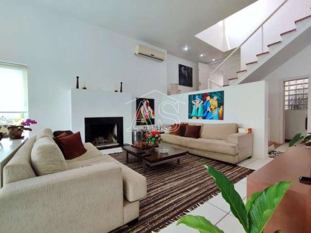 Casa com 4 quartos à venda na Rua Alcebíades Antônio dos Santos, 355, Nonoai, Porto Alegre por R$ 1.700.000
