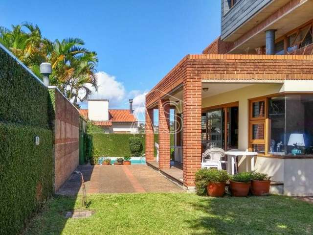 Casa com 3 quartos à venda na Rua de Souza Júnior, 74, Medianeira, Porto Alegre por R$ 2.000.000