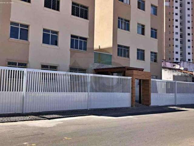 Apartamento no bairro Luzia