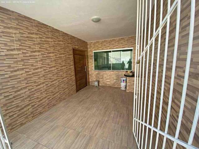 Casa Para Vender com 3 quartos, sendo 1 suíte no bairro Jabotiana em São Cristóvão