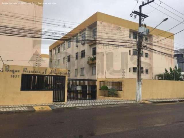 Apartamento Para Vender com 3 quartos, sendo 1 suíte no bairro Atalaia em Aracaju