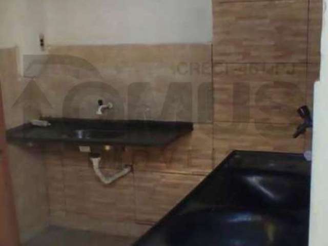 Casa Para Vender com 3 quartos, sendo 1 suíte no bairro Santo Antônio em Aracaju