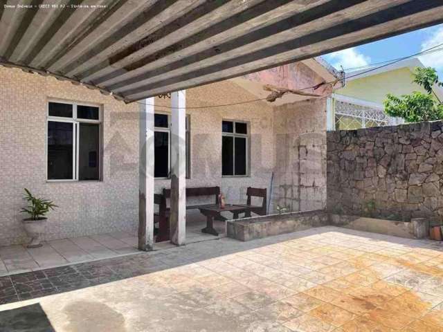 Casa Para Vender com 4 quartos no bairro Ponto Novo em Aracaju