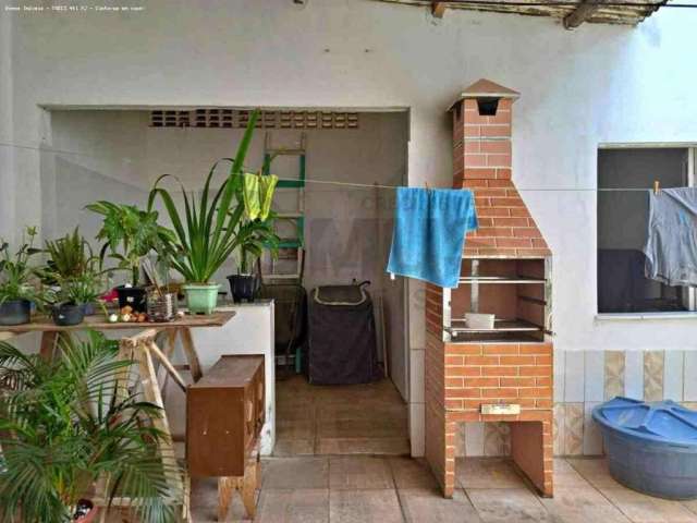 Casa Para Vender com 3 quartos, sendo 1 suíte no bairro Siqueira Campos em Aracaju