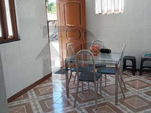 Casa Para Vender com 4 quartos, sendo 2 suítes no bairro Inácio Barbosa em Aracaju