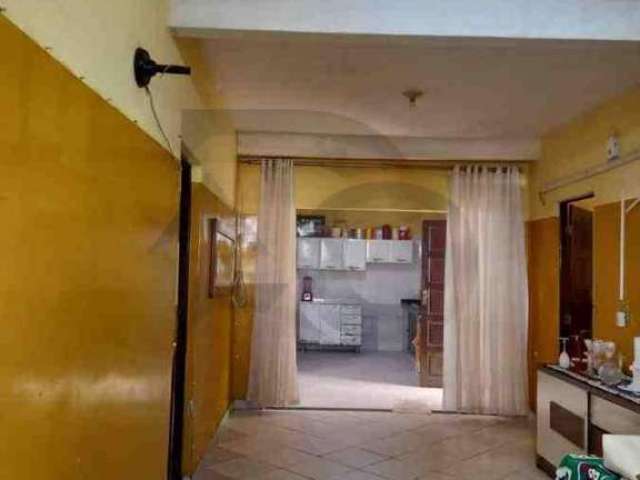 Casa Para Vender com 4 quartos, sendo 1 suíte no bairro Siqueira Campos em Aracaju