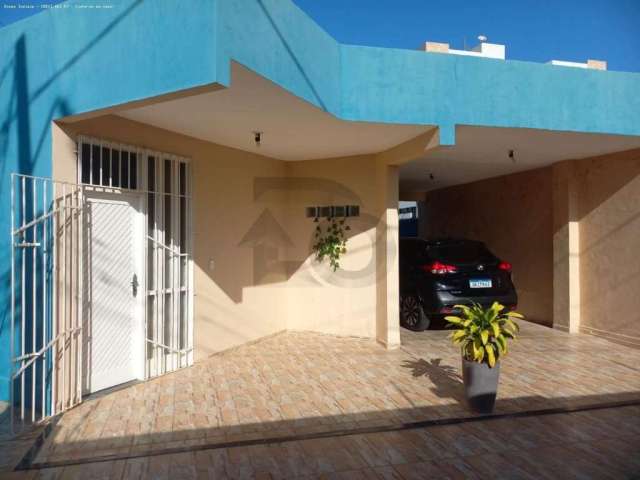 Casa Para Vender com 4 quartos 1 suítes no bairro Coroa do Meio em Aracaju