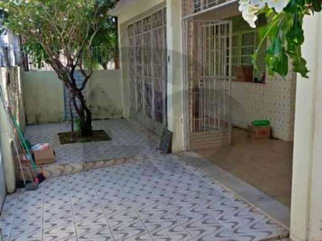 Casa Para Vender com 4 quartos, sendo 4 suítes no bairro Salgado Filho em Aracaju