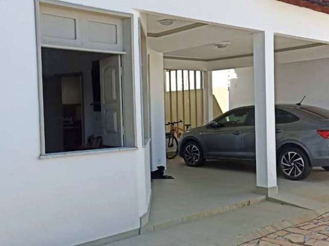 Casa Para Vender com 4 quartos 1 suíte no bairro Coroa do Meio em Aracaju