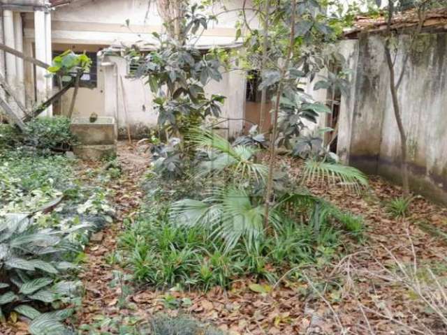 Terreno com Casa Antiga no Baeta Neves - São Bernardo do Camp