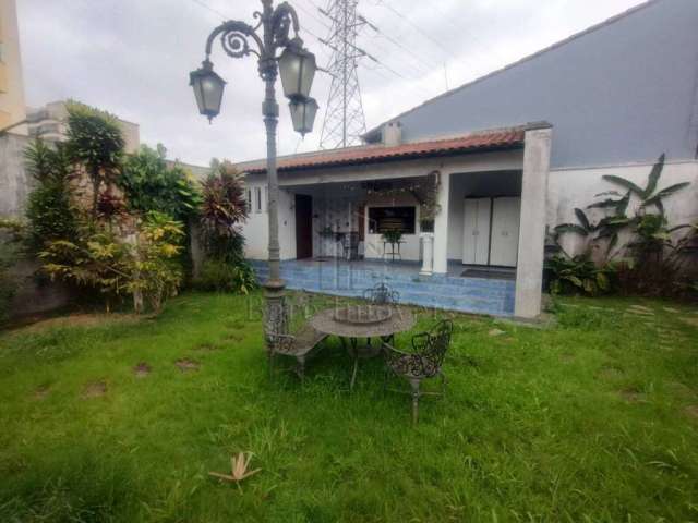 Casa Térrea no Bairro Nova Petrópolis, São Bernardo do Campo