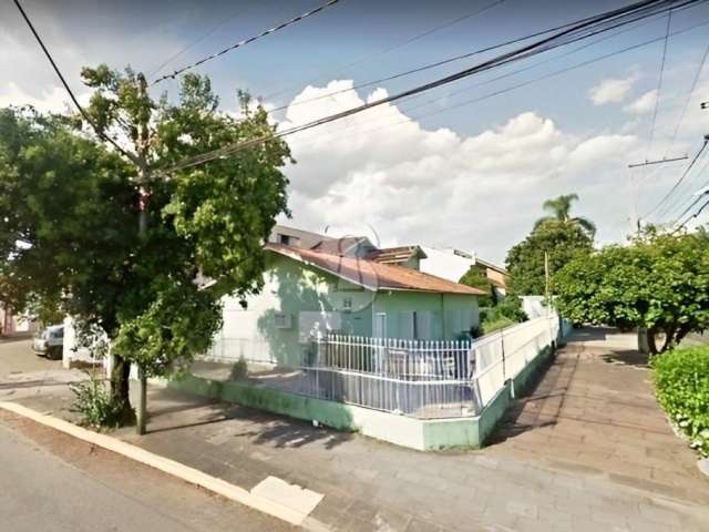 Casa com 4 quartos à venda no Centro, São Leopoldo  por R$ 650.000