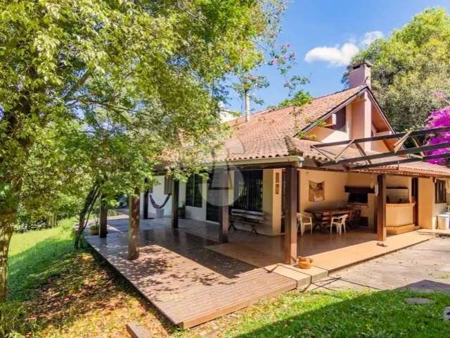 Casa em condomínio fechado com 5 quartos à venda no Campestre, São Leopoldo  por R$ 1.166.000