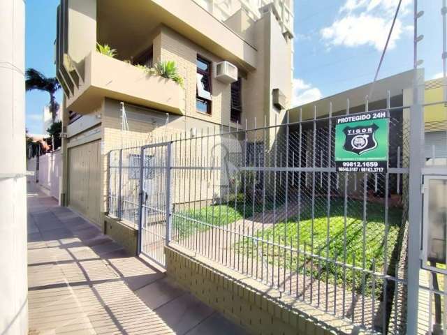 Casa com 3 quartos à venda no Centro, São Leopoldo  por R$ 850.000