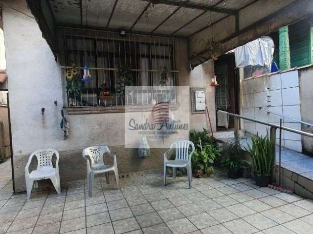 Casa à venda no bairro Aparecida - Santos/SP
