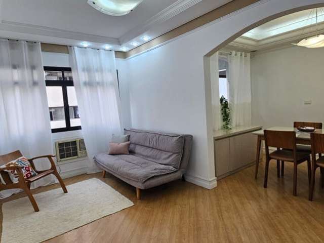 Apartamento com 04 dormitórios com 02 vagas demarcadas- Santos /SP