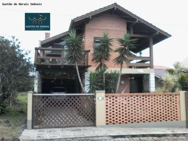 Casa para Venda em Balneário Piçarras, ITACOLOMI, 6 dormitórios, 2 suítes, 6 banheiros, 4 vagas