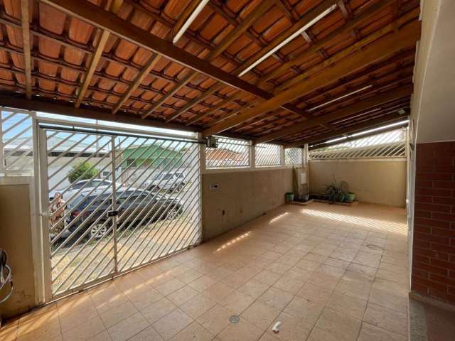 Casa com 3 quartos à venda na Rua Porto Ferreira, 50, Jardim Baronesa, Campinas, 202 m2 por R$ 590.000