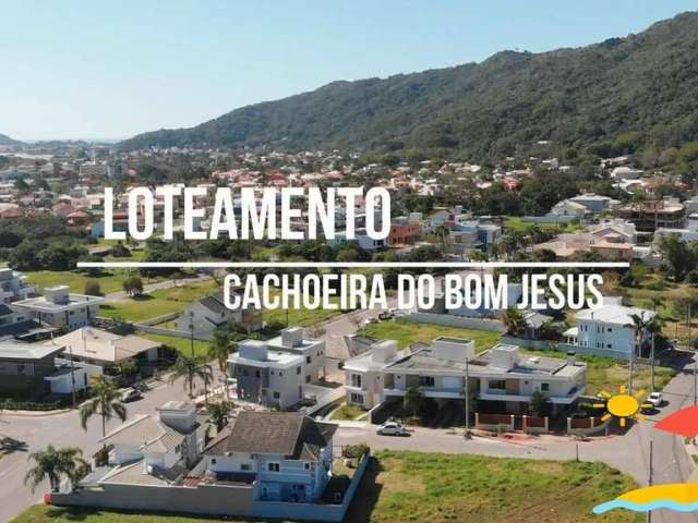 Casa à venda no bairro Cachoeira do Bom Jesus - Florianópolis/SC