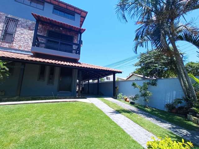 Casa à venda no bairro Cacupé - Florianópolis/SC