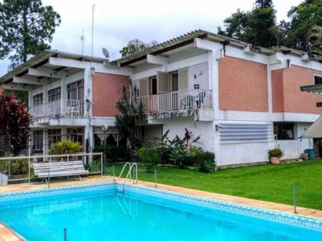 Casa com 4 dormitórios à venda, 448 m² por R$ 1.400.000,00 - Golfe - Teresópolis/RJ