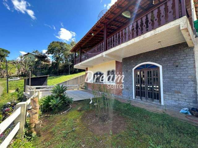 Casa com 3 dormitórios à venda, 217 m² por R$ 800.000,00 - Barra do Imbuí - Teresópolis/RJ