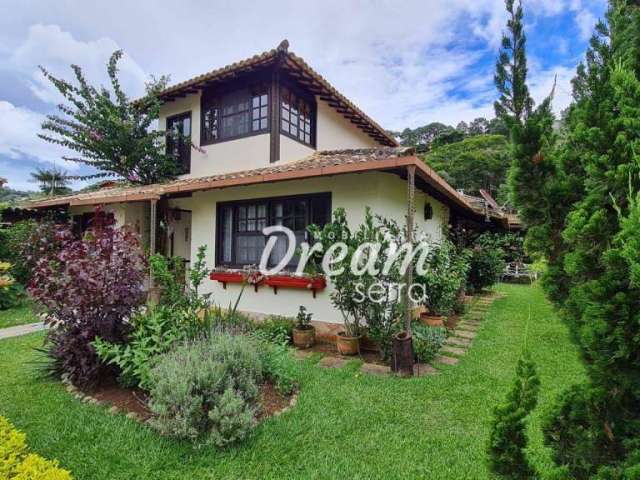 Casa com 3 dormitórios à venda, 119 m² por R$ 690.000,00 - Albuquerque - Teresópolis/RJ