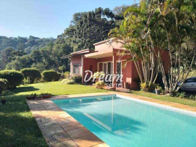 Casa com 3 dormitórios à venda, 133 m² por R$ 1.150.000,00 - Golfe - Teresópolis/RJ