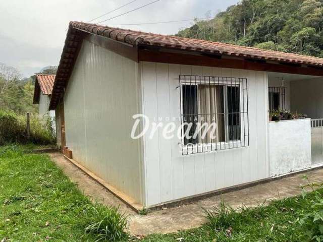 Casa com 2 dormitórios à venda, 54 m² por R$ 160.000,00 - Granja Florestal - Teresópolis/RJ