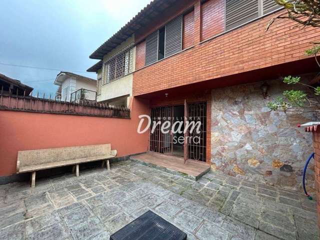 Casa com 5 dormitórios à venda, 250 m² por R$ 700.000,00 - Alto - Teresópolis/RJ