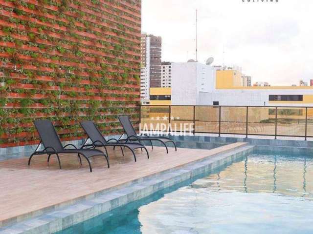 Apartamento novinho em Cabo Branco com suíte e piscina borda infinita