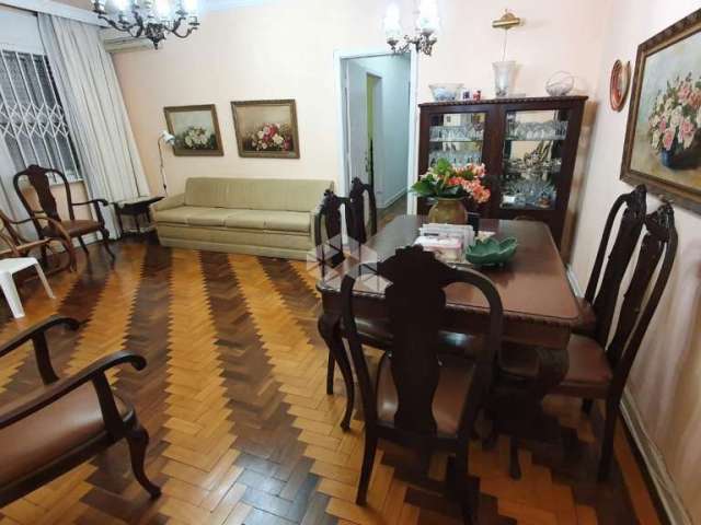 Apartamento com 3 quartos à venda na Rua Doutor Barros Cassal, 585, Floresta, Porto Alegre por R$ 379.000