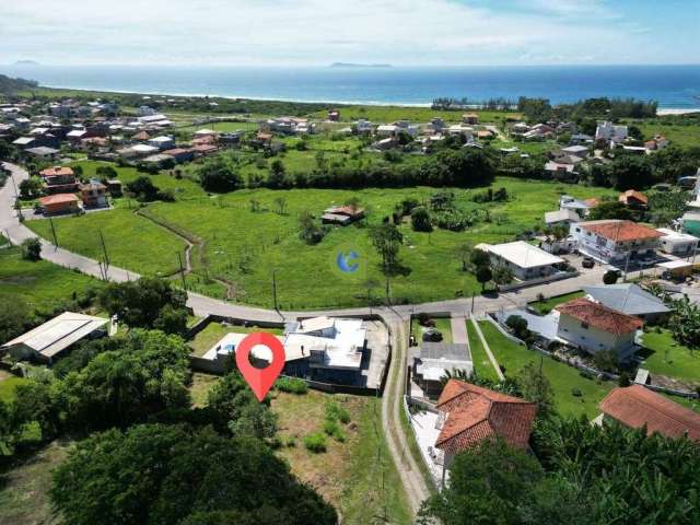 Terreno a venda localizado na praia da Gamboa, Garopaba, com 797,59 m²