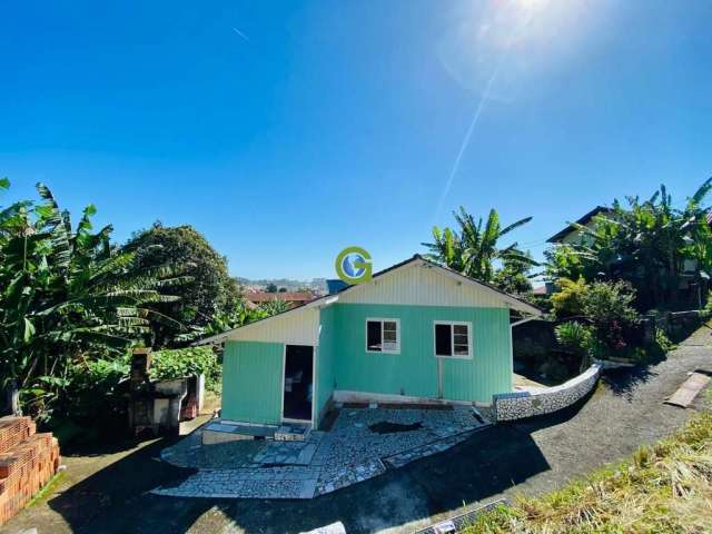 Encantadora Casa à venda na Praia da Gamboa em Garopaba