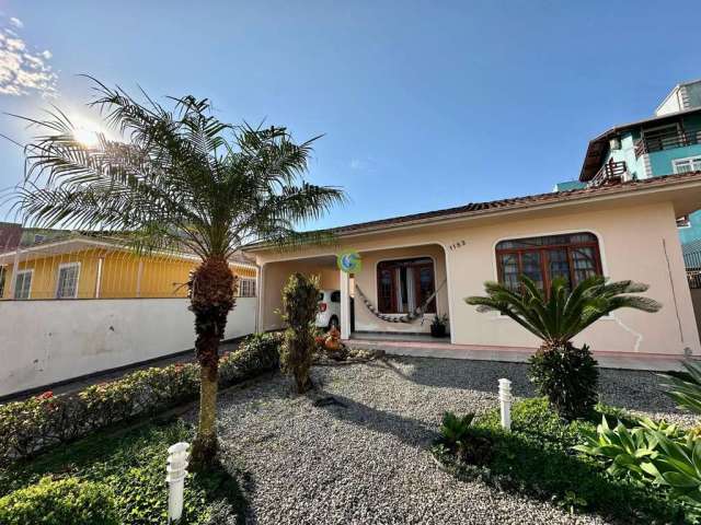 Casa à venda na Fazenda Santo Antônio - São José / Com renda mensal.