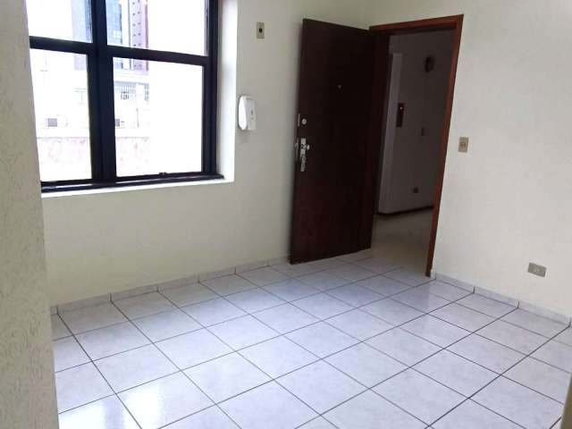 Excelente sala comercial com 3 salas a venda no Centro Empresarial Formato.