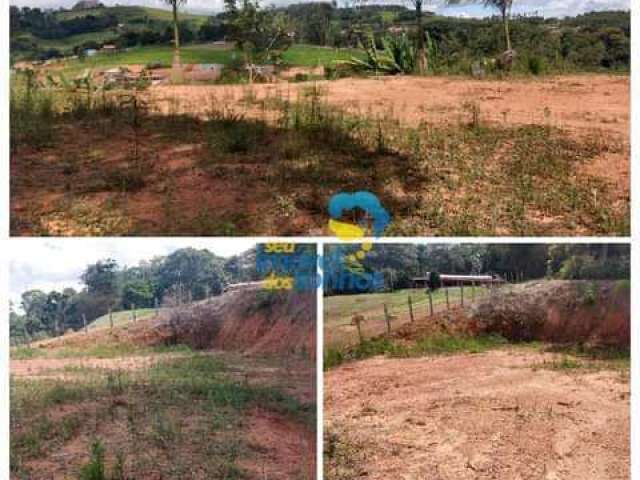 Terreno à venda no Centro, Pedra Bela , 2116 m2 por R$ 200.000