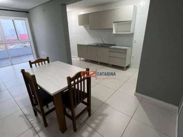 Apartamento com 3 dormitórios à venda, 73 m² por R$ 650.000,00 - São João - Itajaí/SC