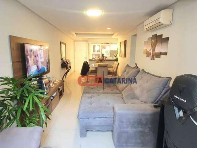 Apartamento com 2 dormitórios à venda, 87 m² por R$ 900.000,00 - Centro - Balneário Camboriú/SC