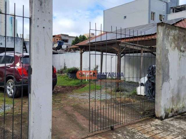 Terreno à venda, 300 m² por R$ 2.650.000,00 - Centro - Balneário Camboriú/SC