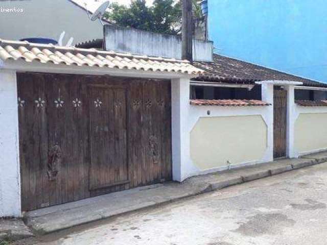 Casa para Venda em Rio das Ostras, Recanto, 1 dormitório, 1 suíte, 2 banheiros, 2 vagas