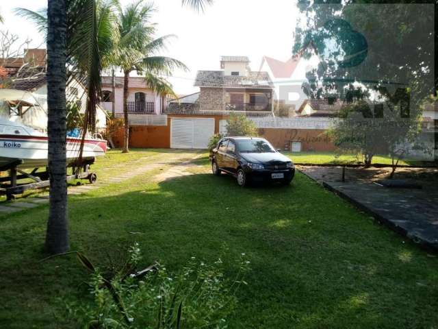 Casa para Venda em Rio das Ostras, Centro, 2 dormitórios, 1 suíte, 2 banheiros, 2 vagas