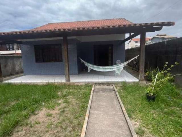 Casa para Venda em Rio das Ostras, Novo Rio das Ostras, 3 dormitórios, 1 suíte, 2 banheiros, 5 vagas