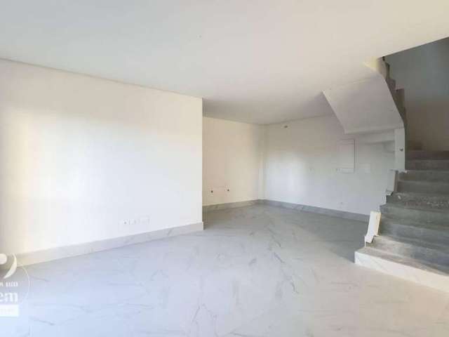 Sobrado com 3 quartos, 1 Suíte, 150 m², à venda por R$ 850.000