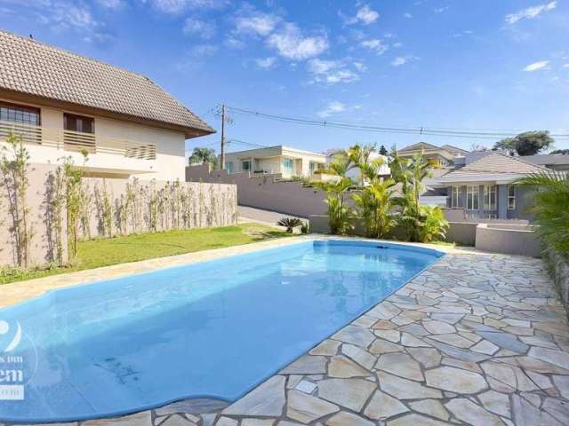 Sobrado com 244 m², 3 Suítes, Sala intima , Condominio Fechado com Piscina e Salão de Festas à venda por R$ 1.290.000 - Campo Comprido - Curitiba/PR