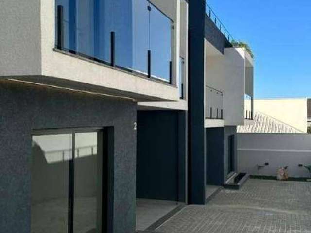 Sobrado 191 m² com 3 quartos (1 suíte) à venda por R$ 749.600 - Santa Felicidade - Curitiba/PR