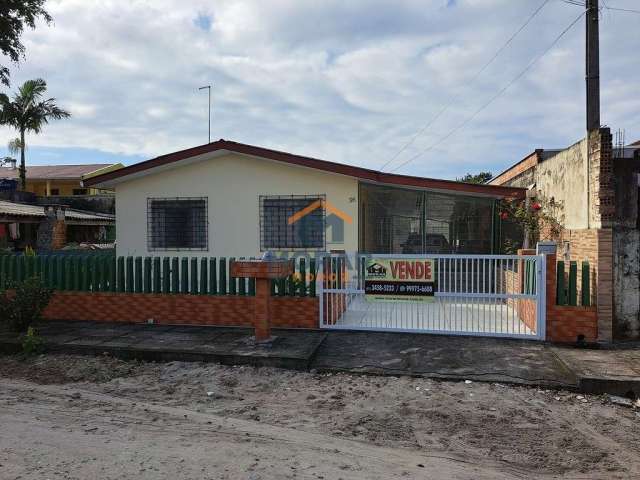 Casa no Jardim Jacaranda com terreno