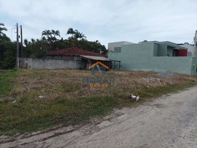 Lote de esquina no Atami Sul