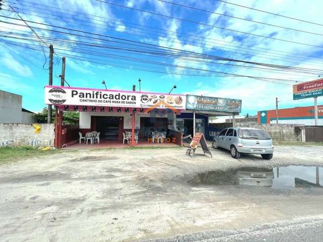 Terreno com Ponto Comercial em Praia de Leste